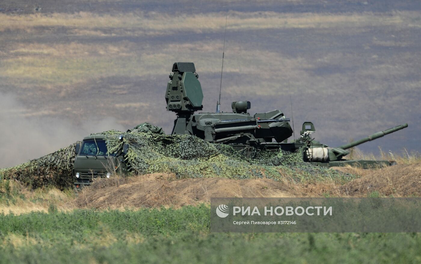 Подготовка военной техники к форуму "Армия-2017" в Ростовской области