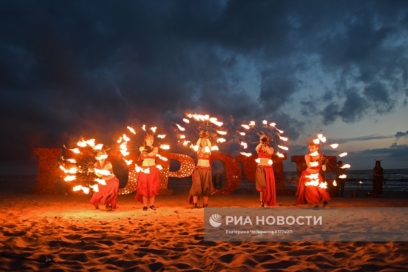 Фестиваль "Короче". День второй