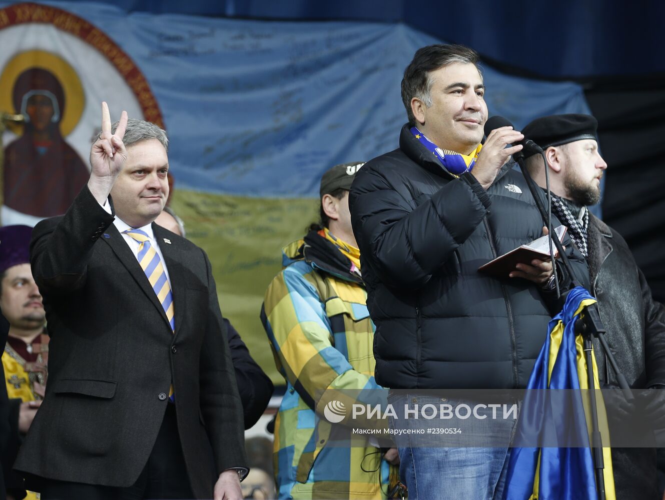 Всеукраинское Вече народа Украины на Майдане