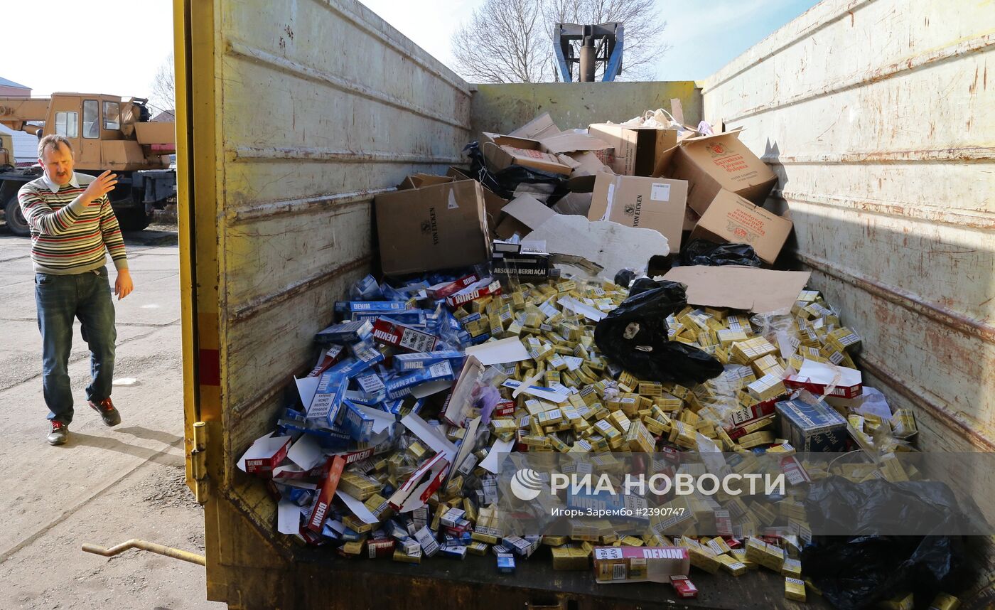 Уничтожение контрафактной продукции в Калининграде