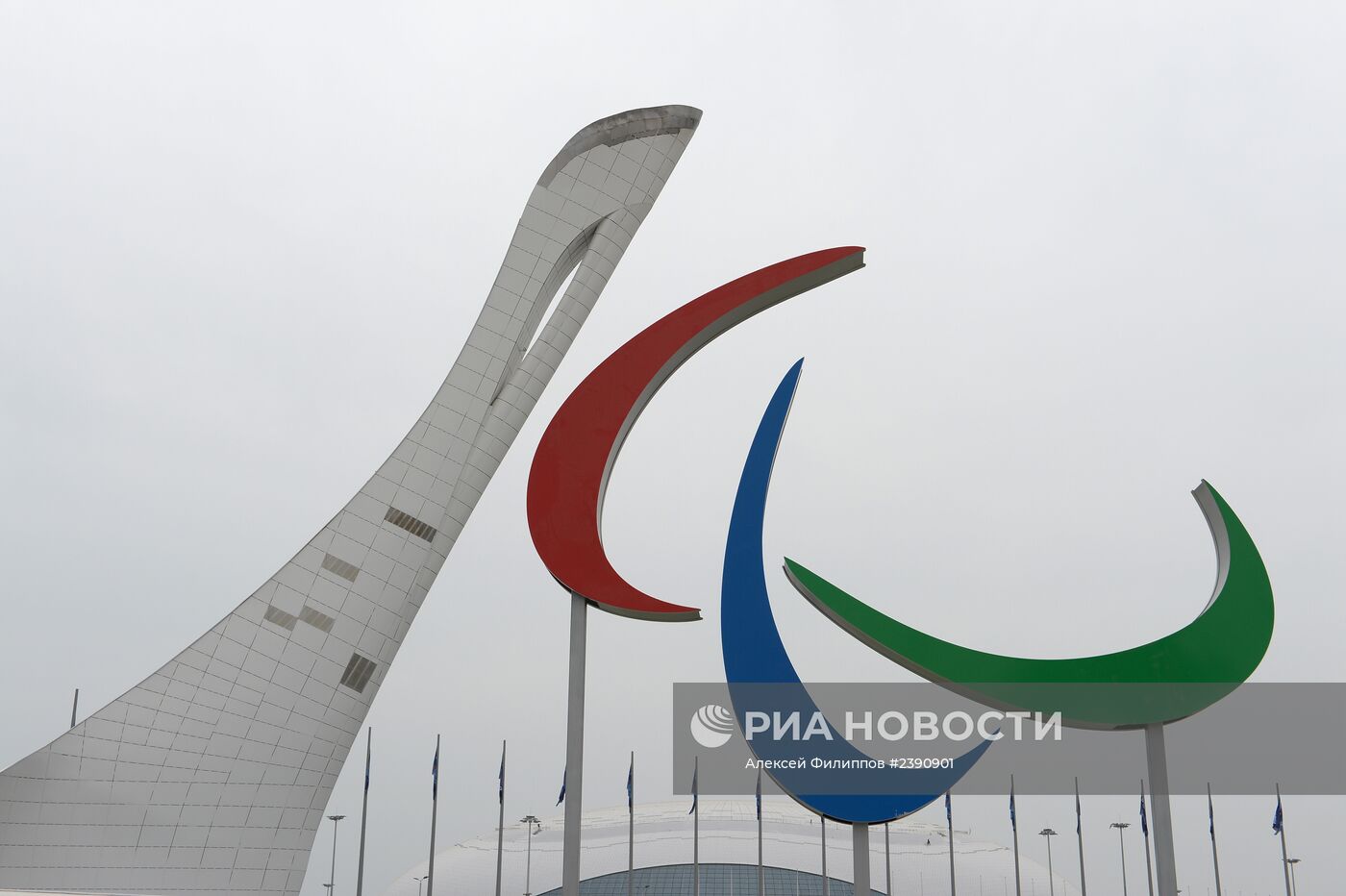 Символ Паралимпийских игр "Агитос" в Сочи