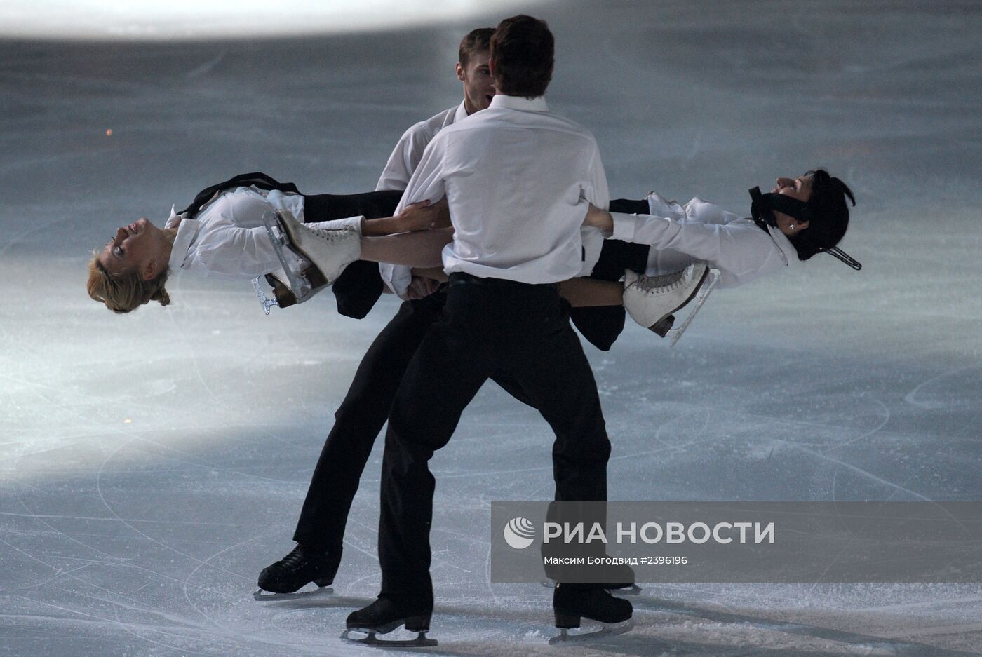 Гала-концерт по фигурному катанию "Мы - Чемпионы!" в поддержку Паралимпийского движения