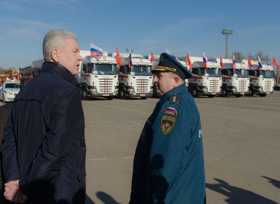 Правительство Москвы направило гуманитарную помощь жителям Севастополя