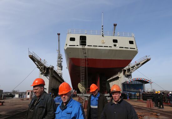 Спуск на воду фрегата "Адмирал Григорович"