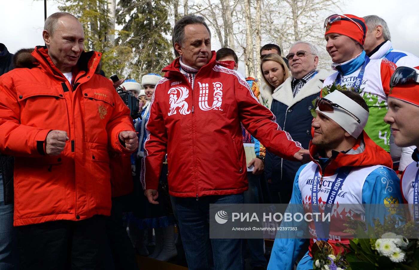 В.Путин посетил лыжно-биатлонный комплекс "Лаура"