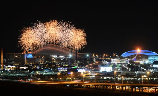 Церемония закрытия XI зимних Паралимпийских игр в Сочи