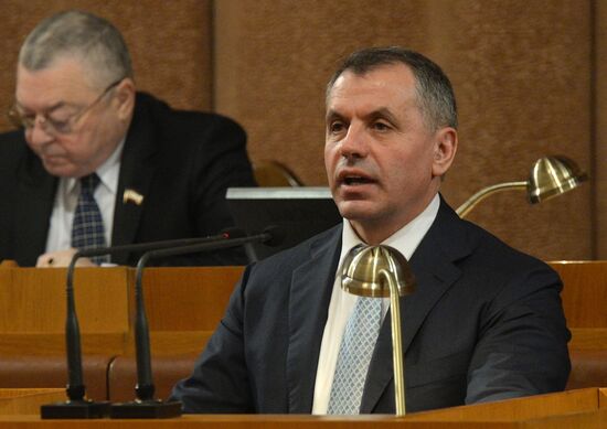 Депутаты парламента Крыма приняли решение о независимости автономии