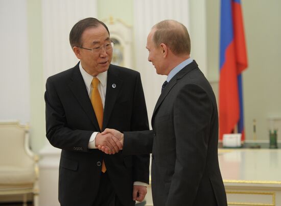 В.Путин встретился с Пан Ги Муном