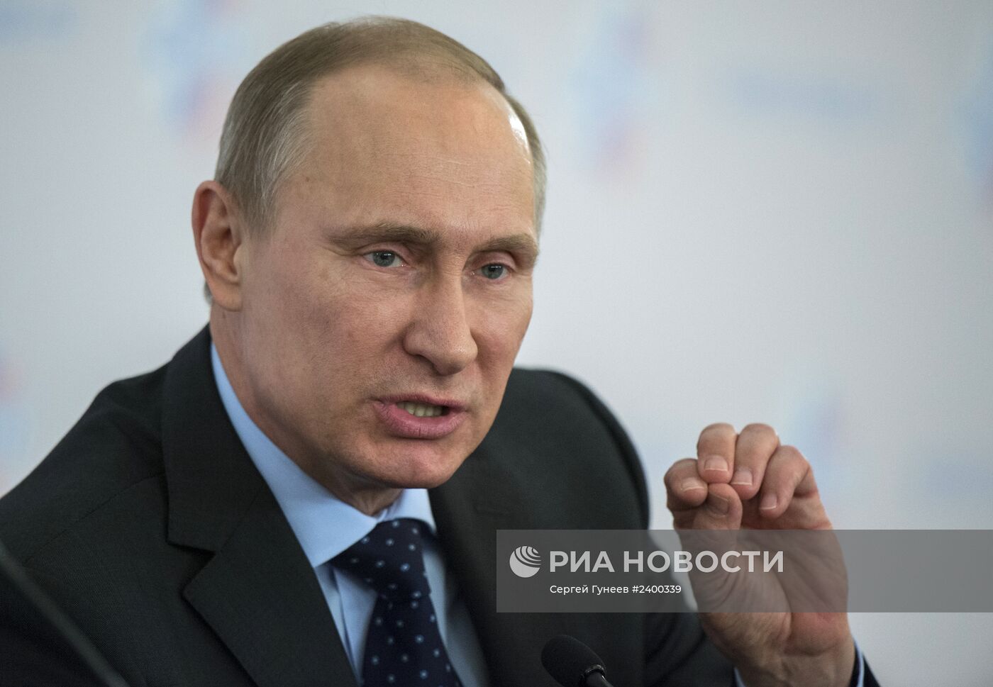 В.Путин принимает участие в работе ежегодного съезда РСПП