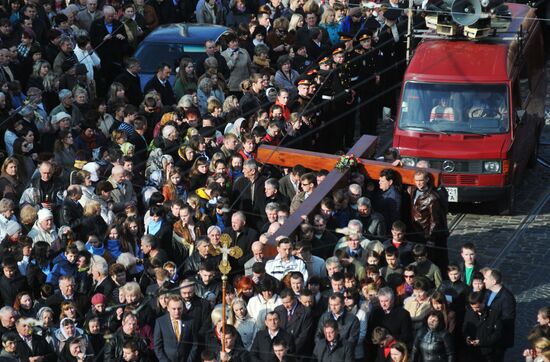 Молитвенный крестный ход во Львове