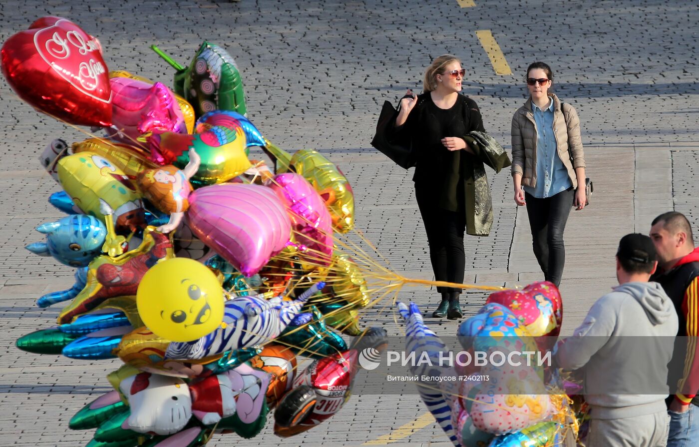 Теплая погода в Москве