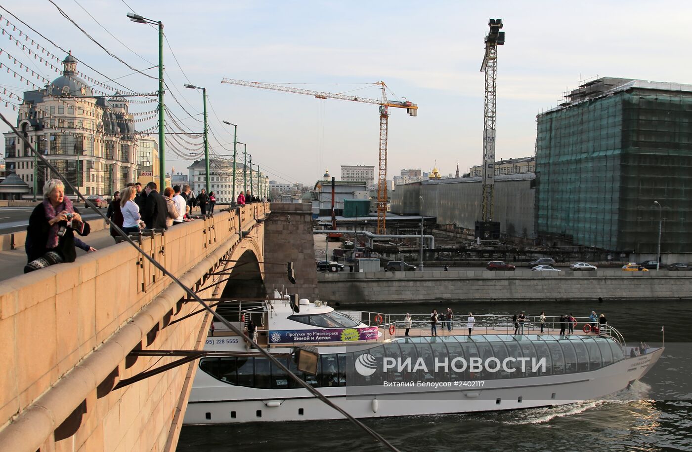 Теплая погода в Москве