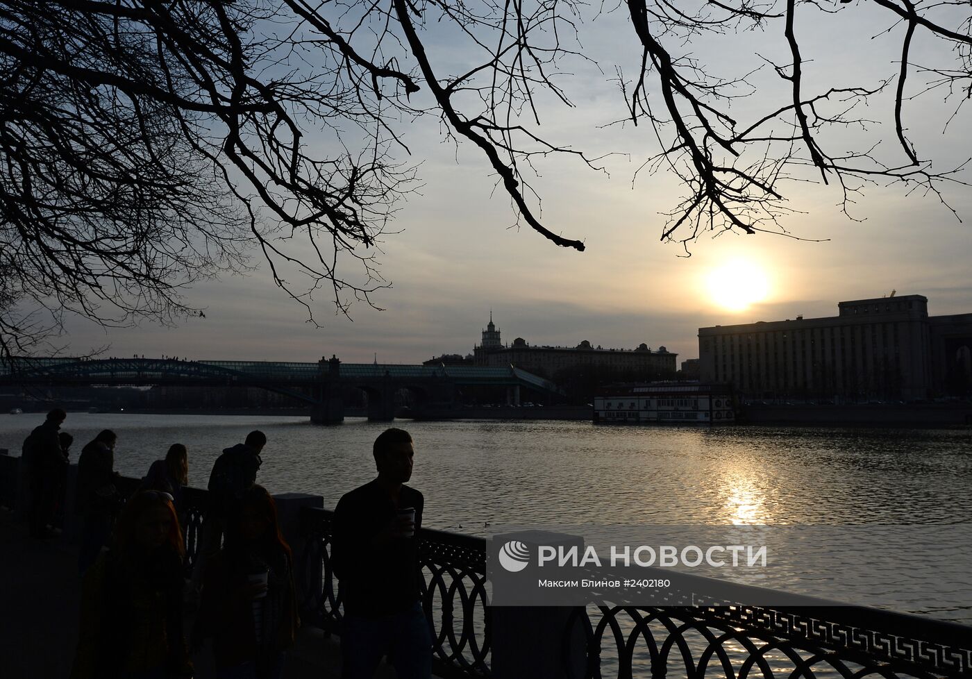 Теплая погода в Москве