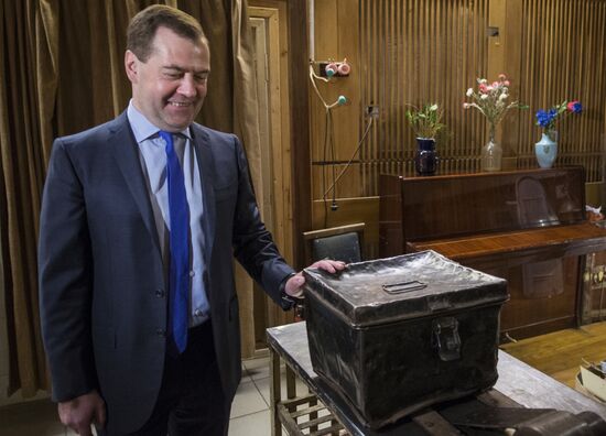 Посещение Д.Медведевым киноконцерна "Мосфильм"