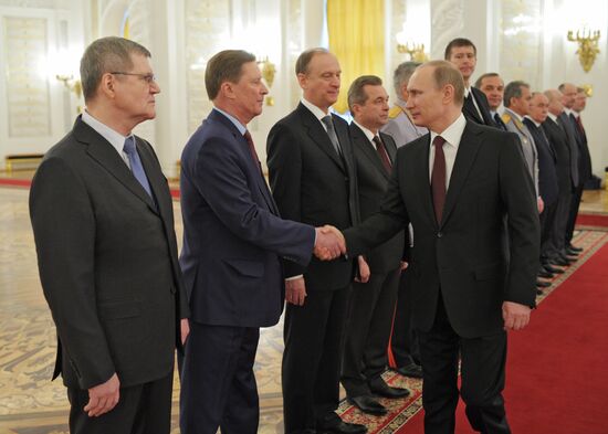 В.Путин на приеме представления в Кремле высших офицеров
