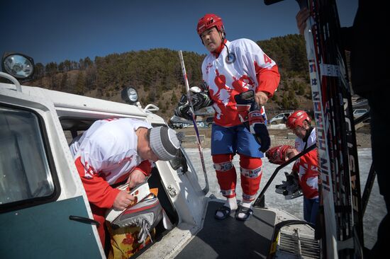 Выставочный матч Ночной Хоккейной Лиги на льду озера Байкал