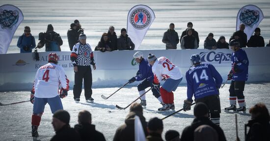 Выставочный матч Ночной Хоккейной Лиги на льду озера Байкал