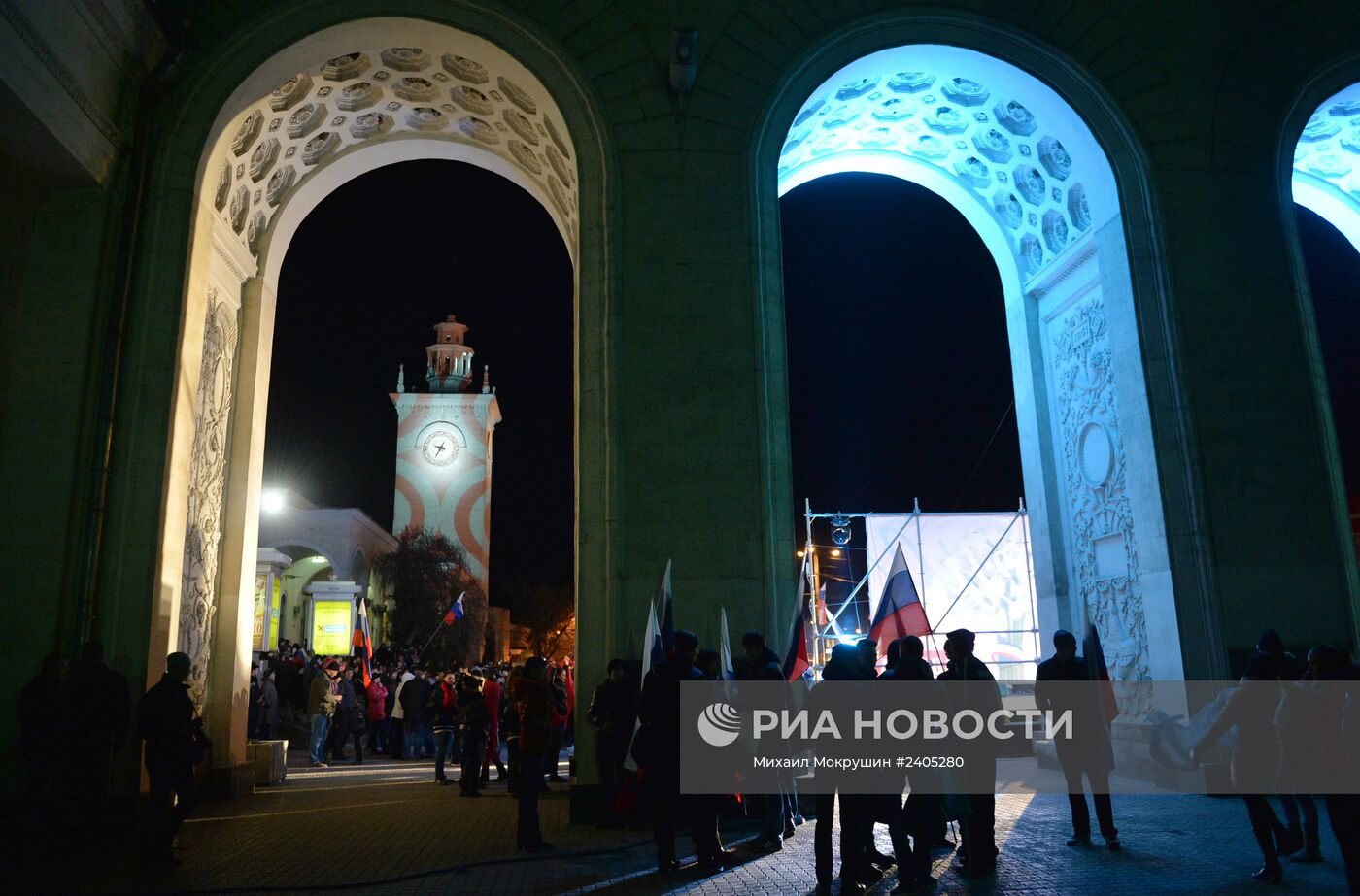 Перевод часов на московское время в Крыму