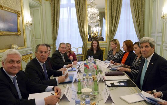Встреча С. Лаврова и Д. Керри в Париже