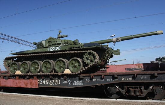 Прибытие российской военной техники в Крым
