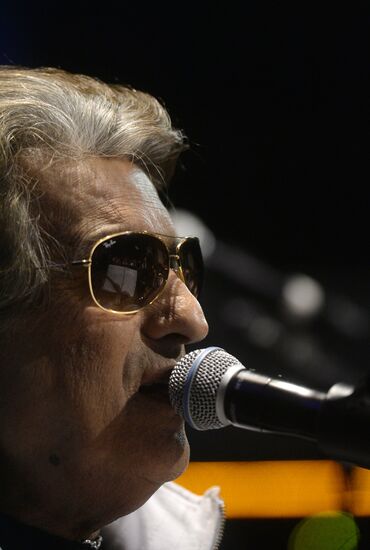 Репетиция юбилейного концерта Тото Кутуньо