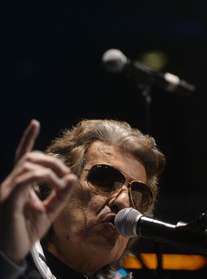 Репетиция юбилейного концерта Тото Кутуньо