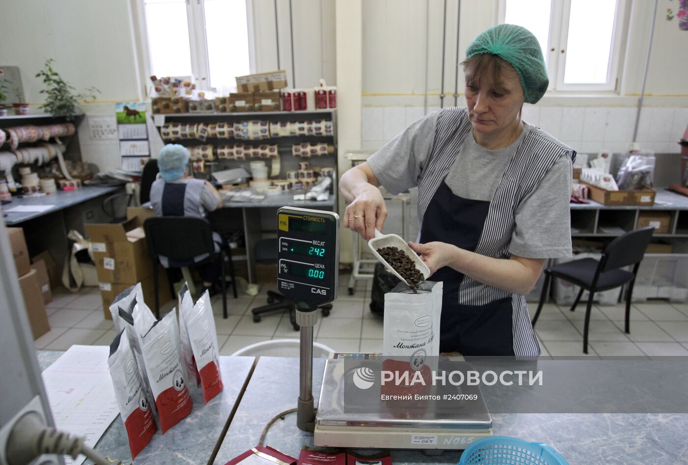 Производство кофе на фабрике в Московской области