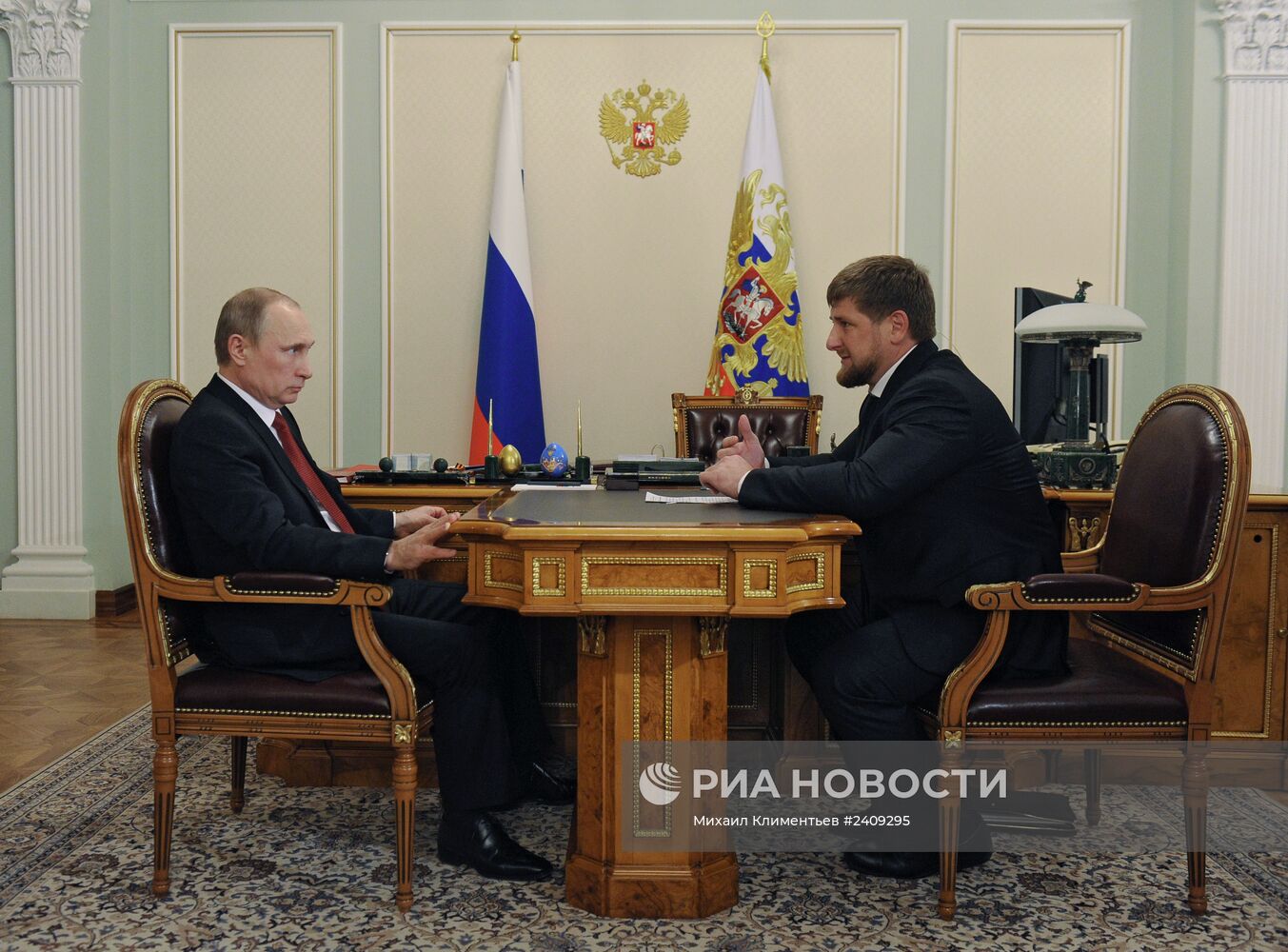 В.Путин провел рабочую встречу с Р.Кадыровым