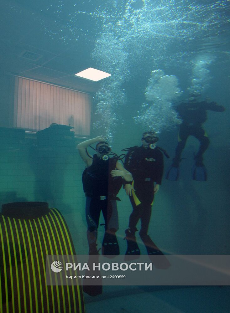 Показательные учения водолазов центра подготовки спасателей МЧС