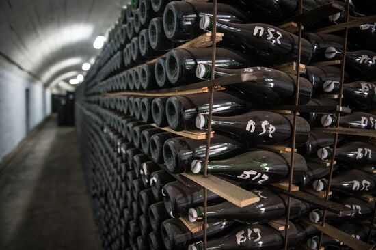 Завод шампанских вин "Новый Свет"