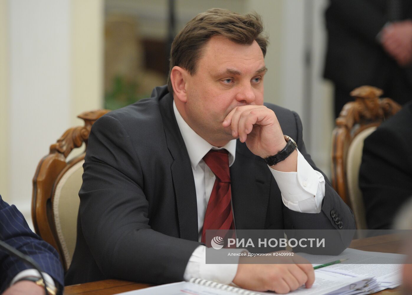 В.Путин провел совещание с полпредами президента в федеральных округах