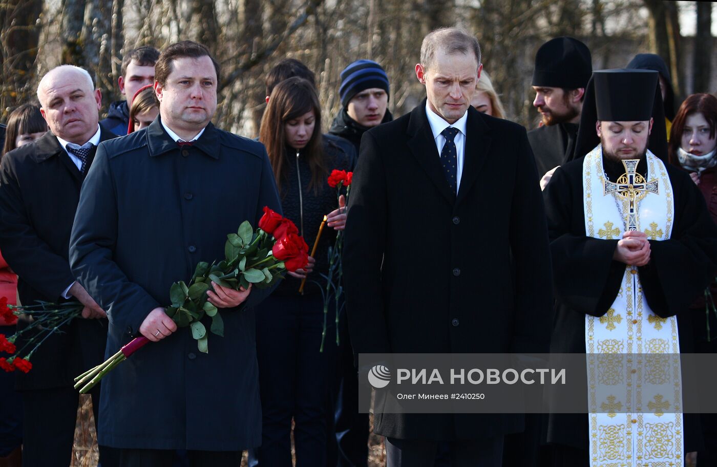 Траурные мероприятия, посвященные 4-й годовщине авиакатастрофы под Смоленском