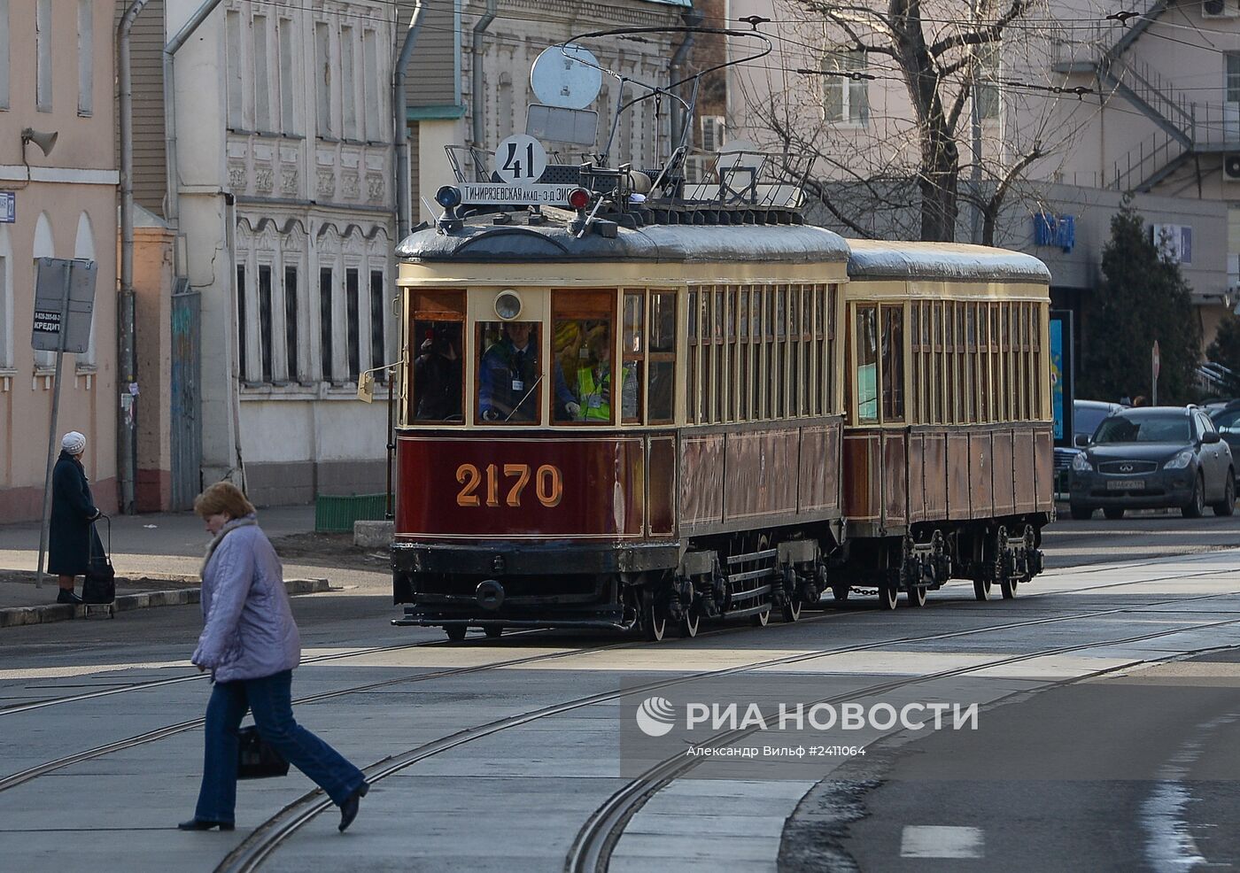 Парад в честь 115-летия московского трамвая
