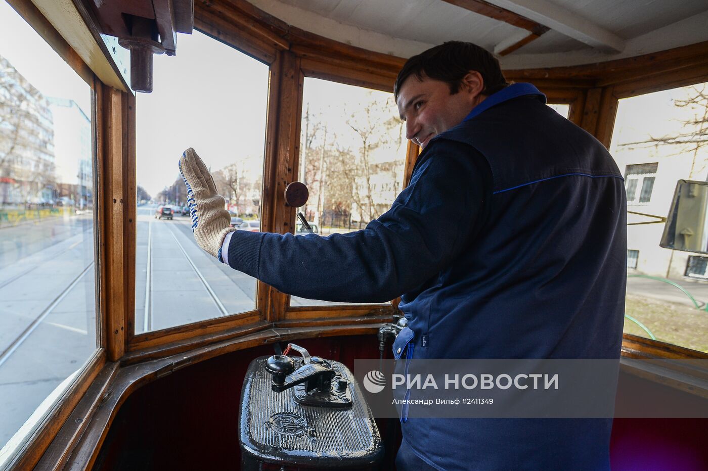 Парад в честь 115-летия московского трамвая