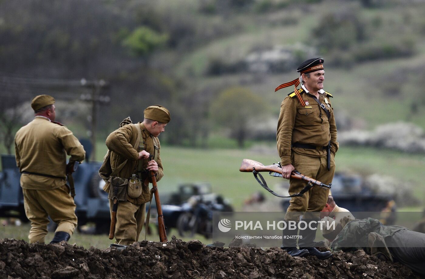 Военно-историческая реконструкция в честь 70-летия освобождения Симферополя
