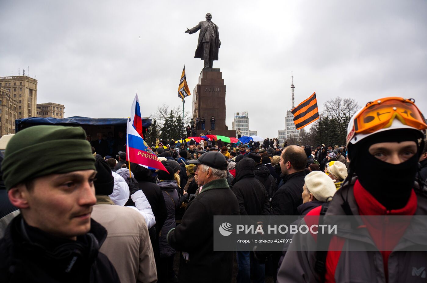 Митинг сторонников федерализации Украины в Харькове