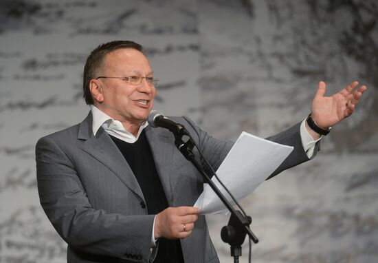 Творческий вечер сценариста и актера Сергея Плотова