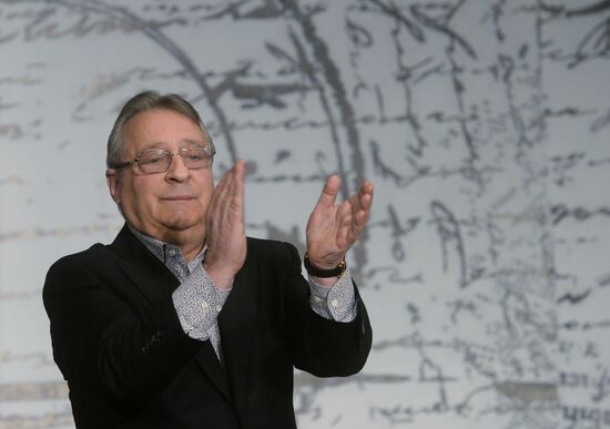 Творческий вечер сценариста и актера Сергея Плотова