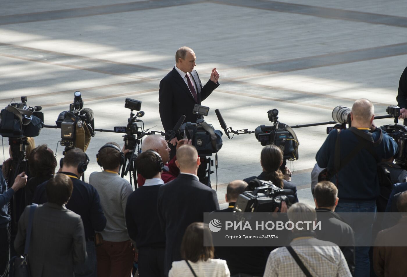 Прямая линия с Владимиром Путиным