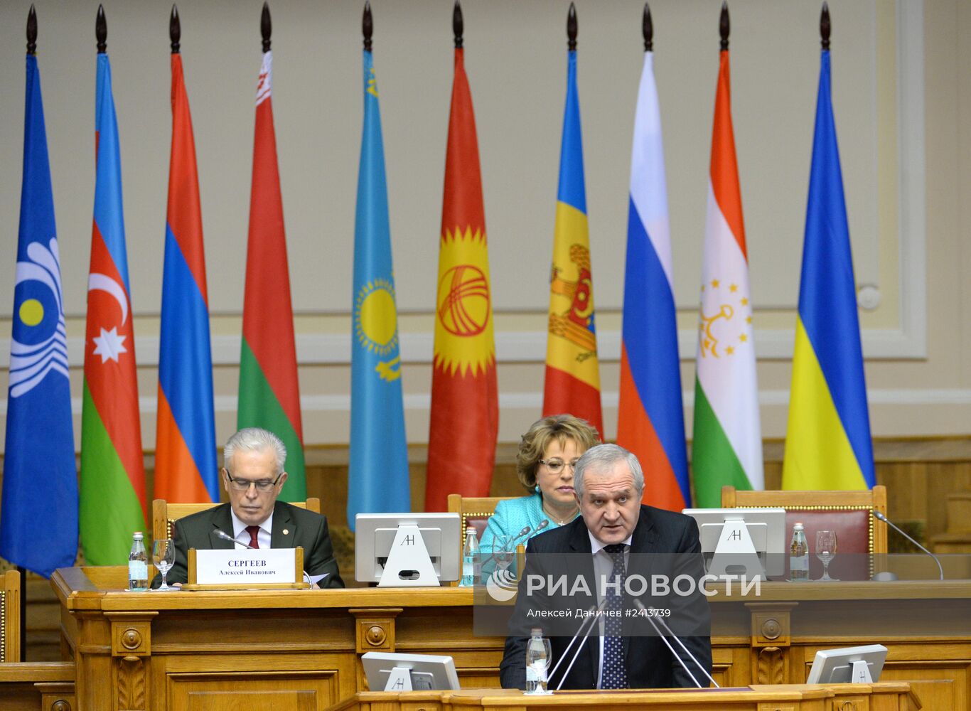 Пленарное заседание Межпарламентской Ассамблеи СНГ