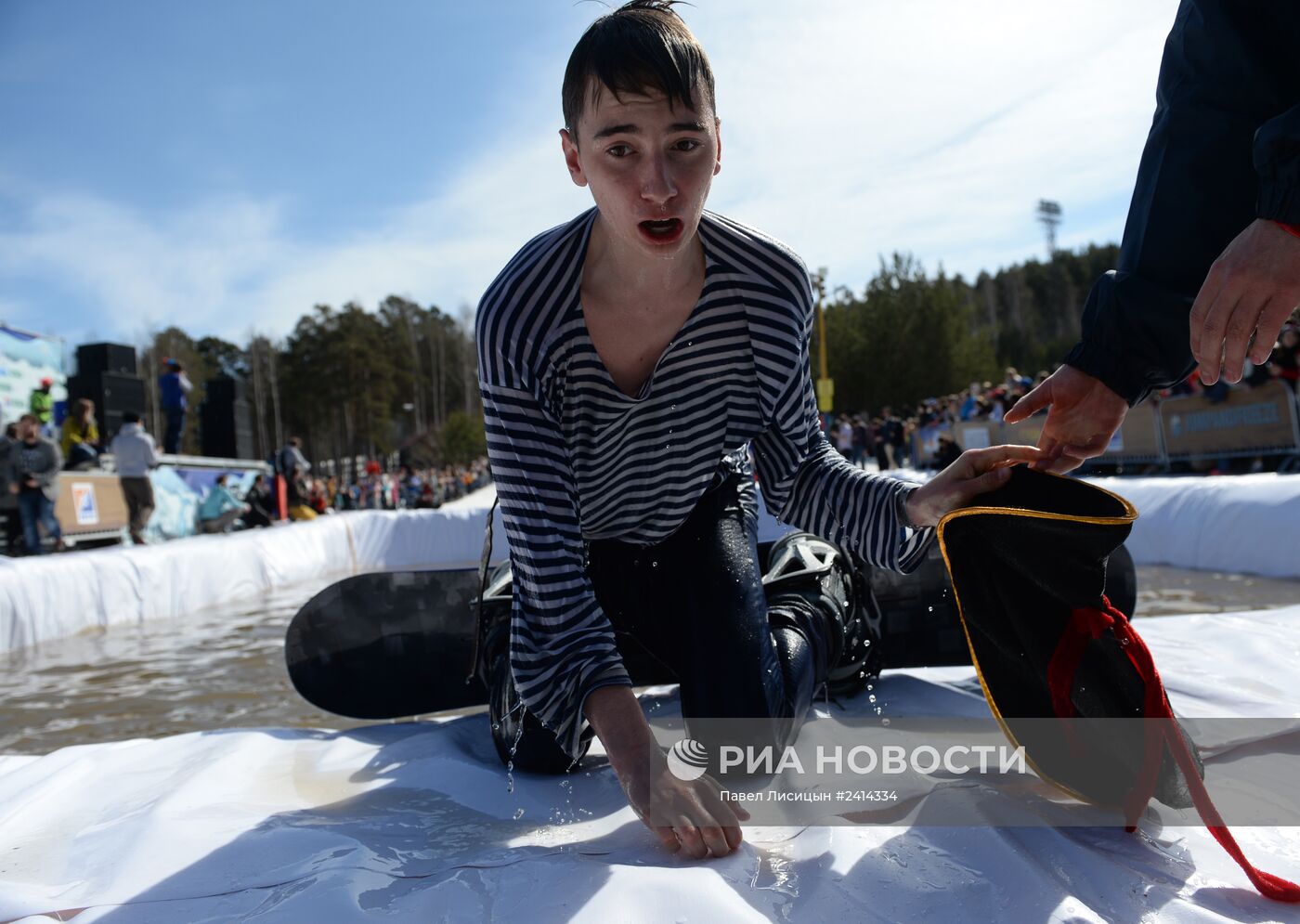 Соревнования Red Bull Jump & Freeze в Екатеринбурге