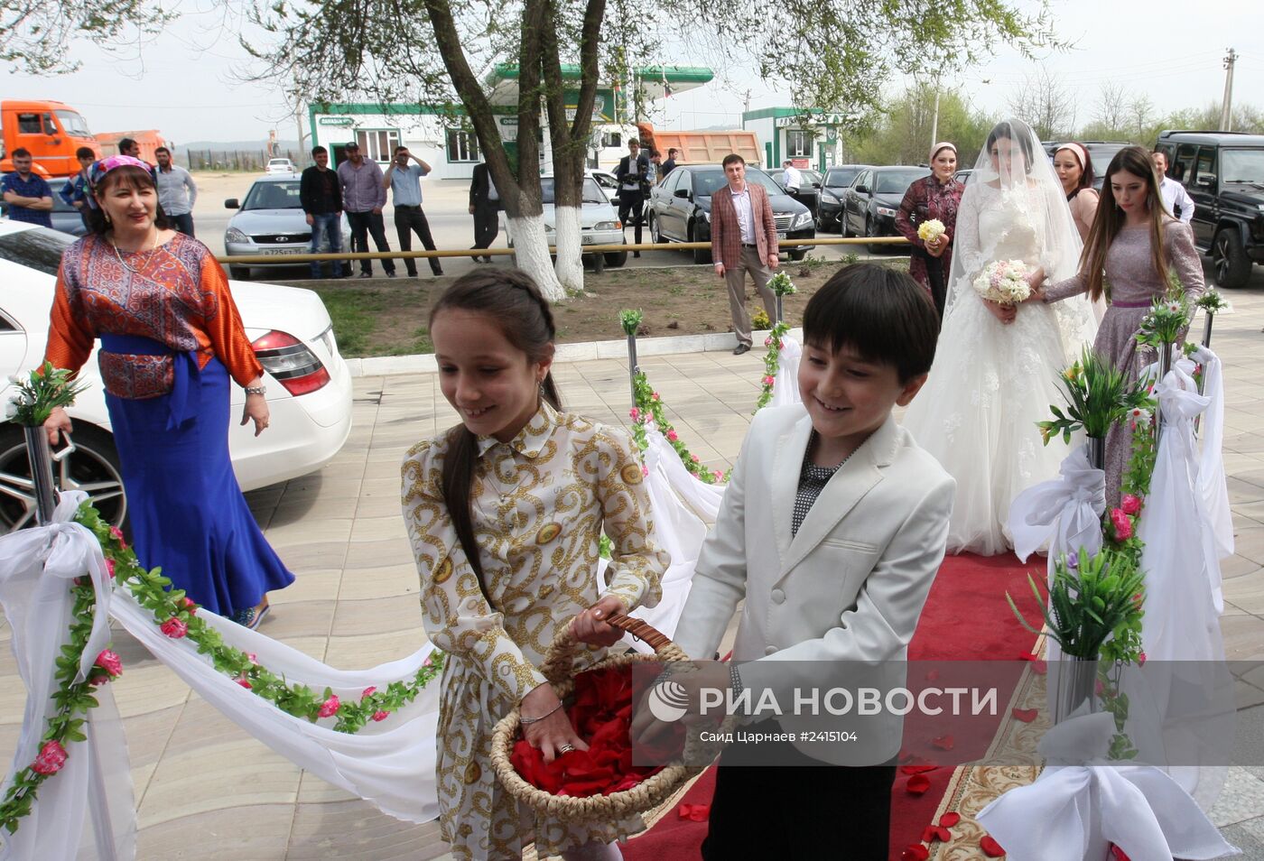 Традиционная чеченская свадьба в Грозном