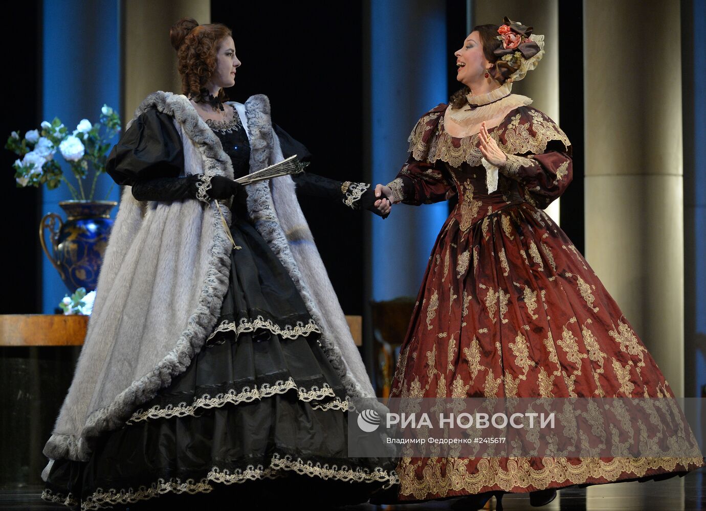 Показ спектакля "Маскарад" в Малом театре