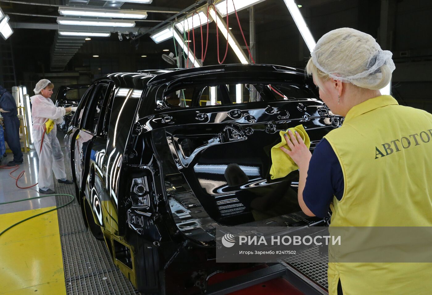 Выпуск автомобилей на предприятии "Автотор" в Калининградской области