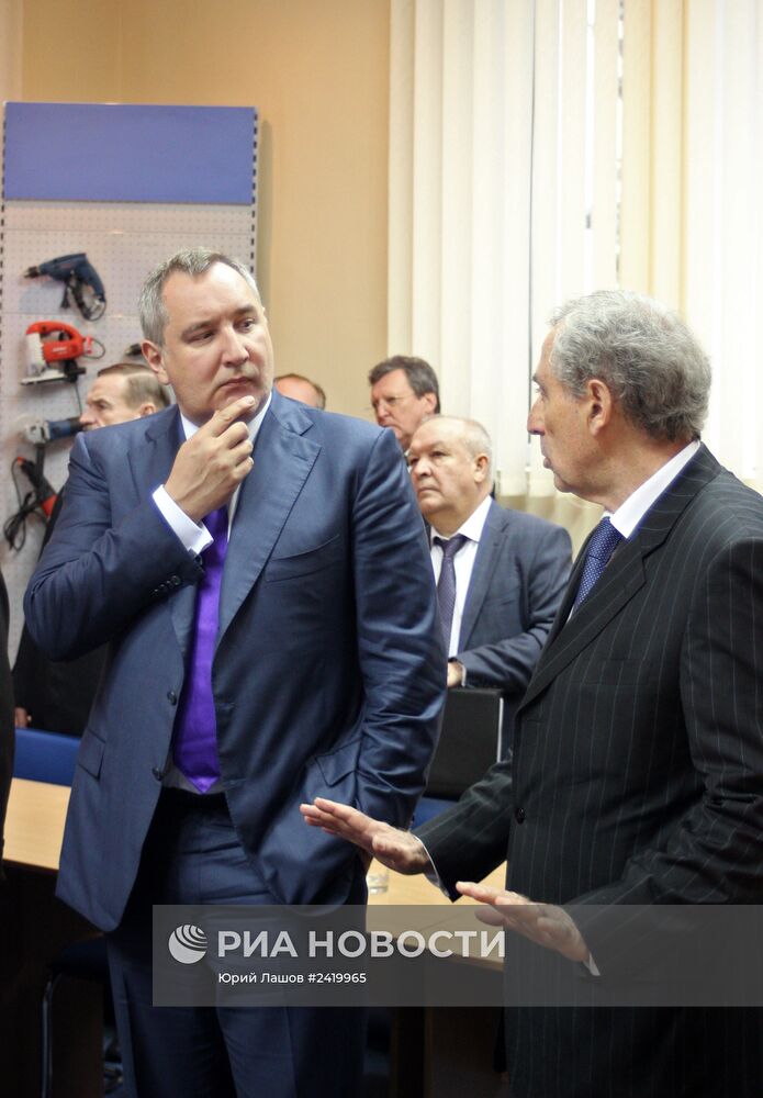 Визит заместителя председателя правительства РФ Д.Рогозина в Крым