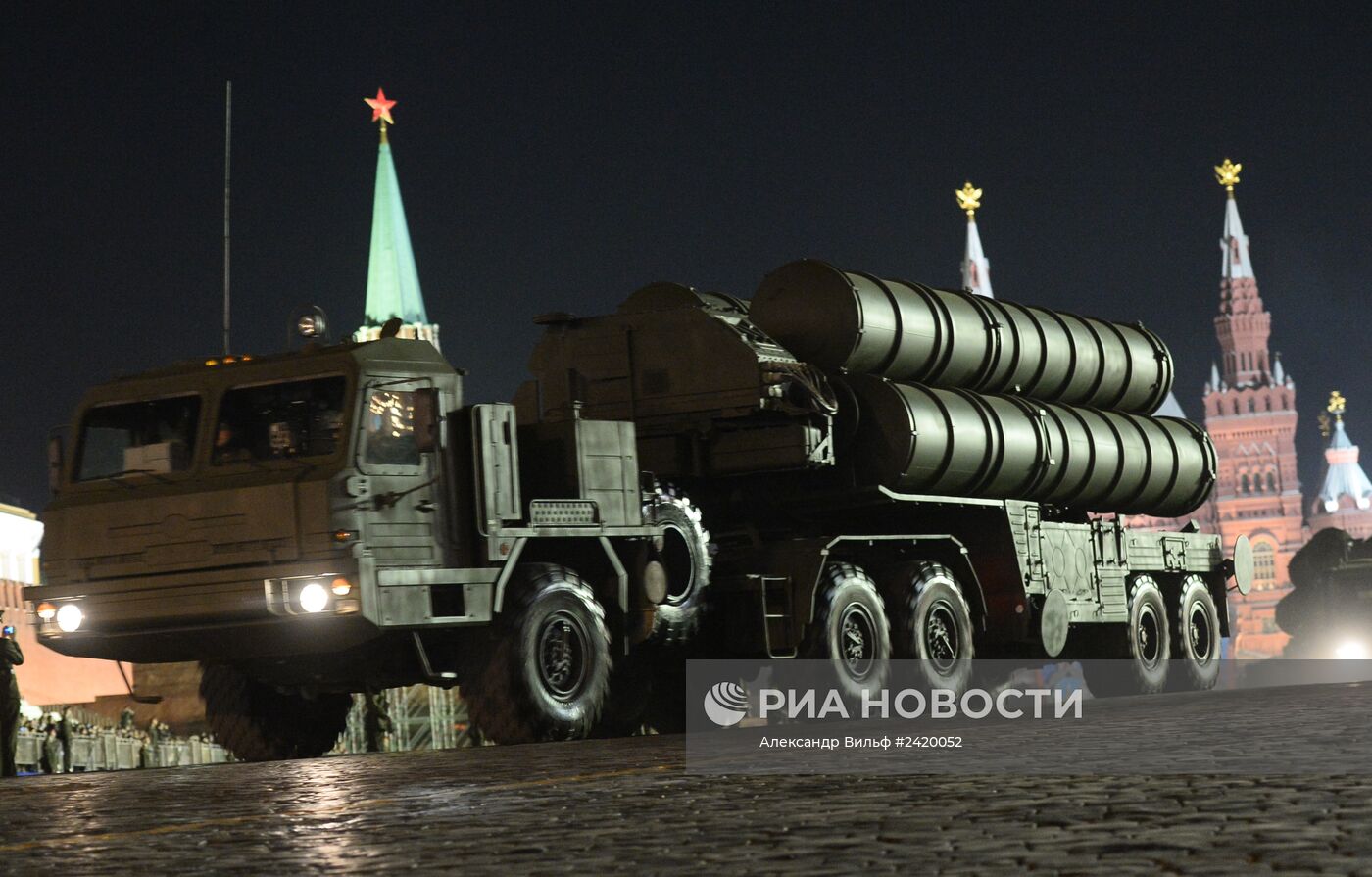 Репетиция военного парада на Красной площади в Москве