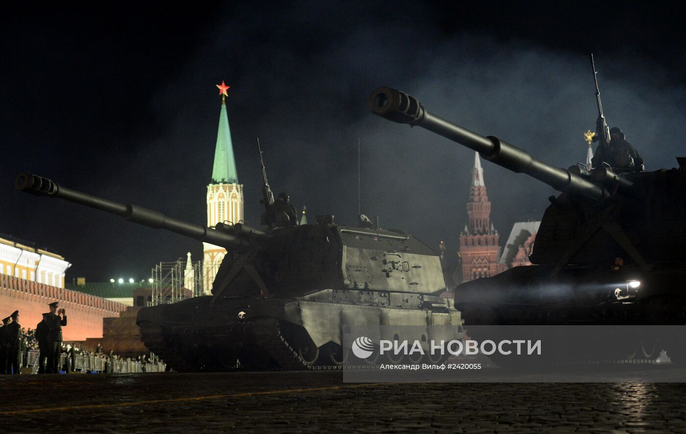 Репетиция военного парада на Красной площади в Москве