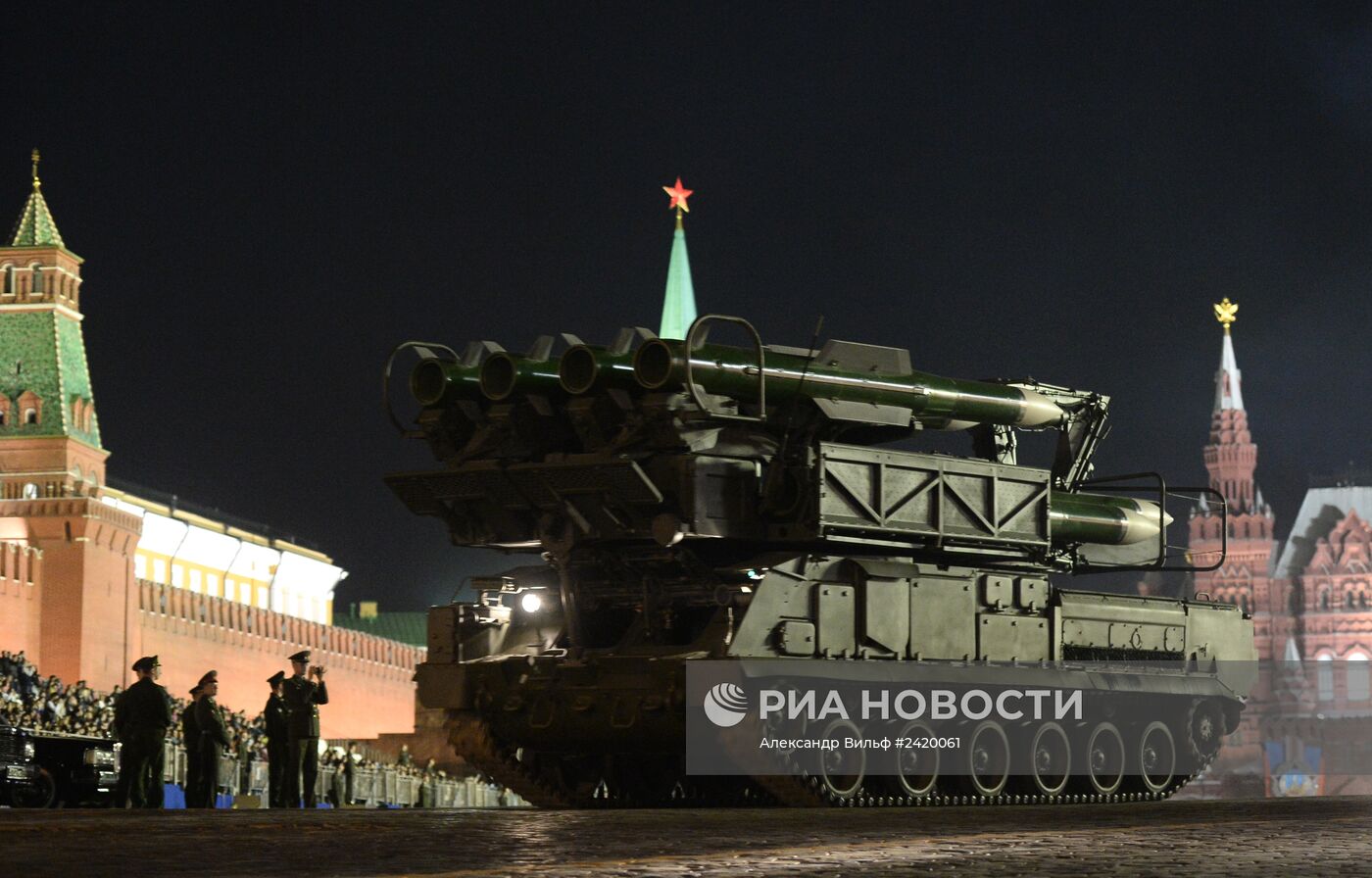 Репетиция военного парада на Красной площади в Москве