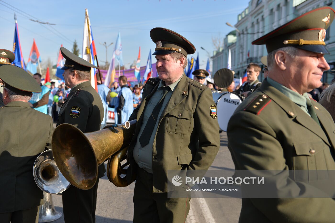 Первомайские шествия в регионах России