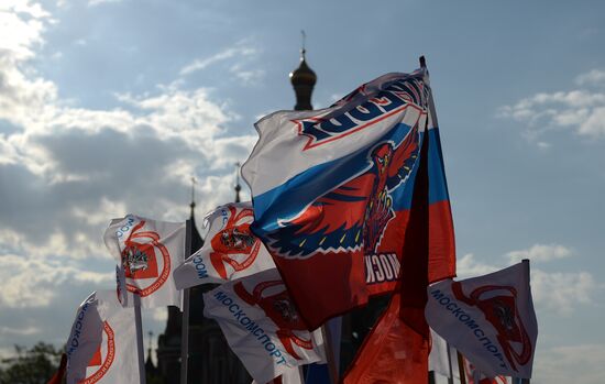 Первомайская демонстрация профсоюзов на Красной площади